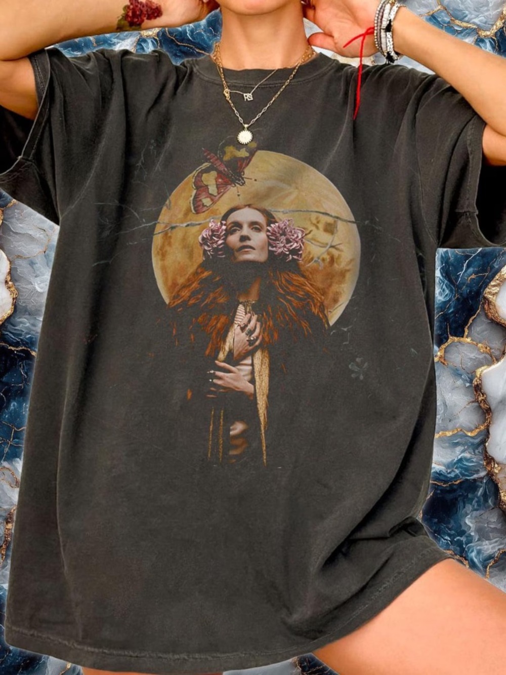 Comfort Colors Pepper Oversized Moon Portrait Tee with Earth-Tone Graphic